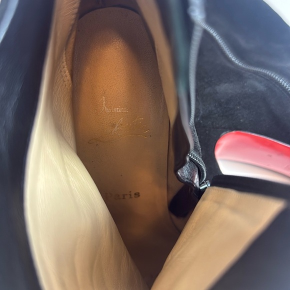 Christian Louboutin Elegant Black Suede Sock Ankle Boots Size 38 - Picture 8 of 11